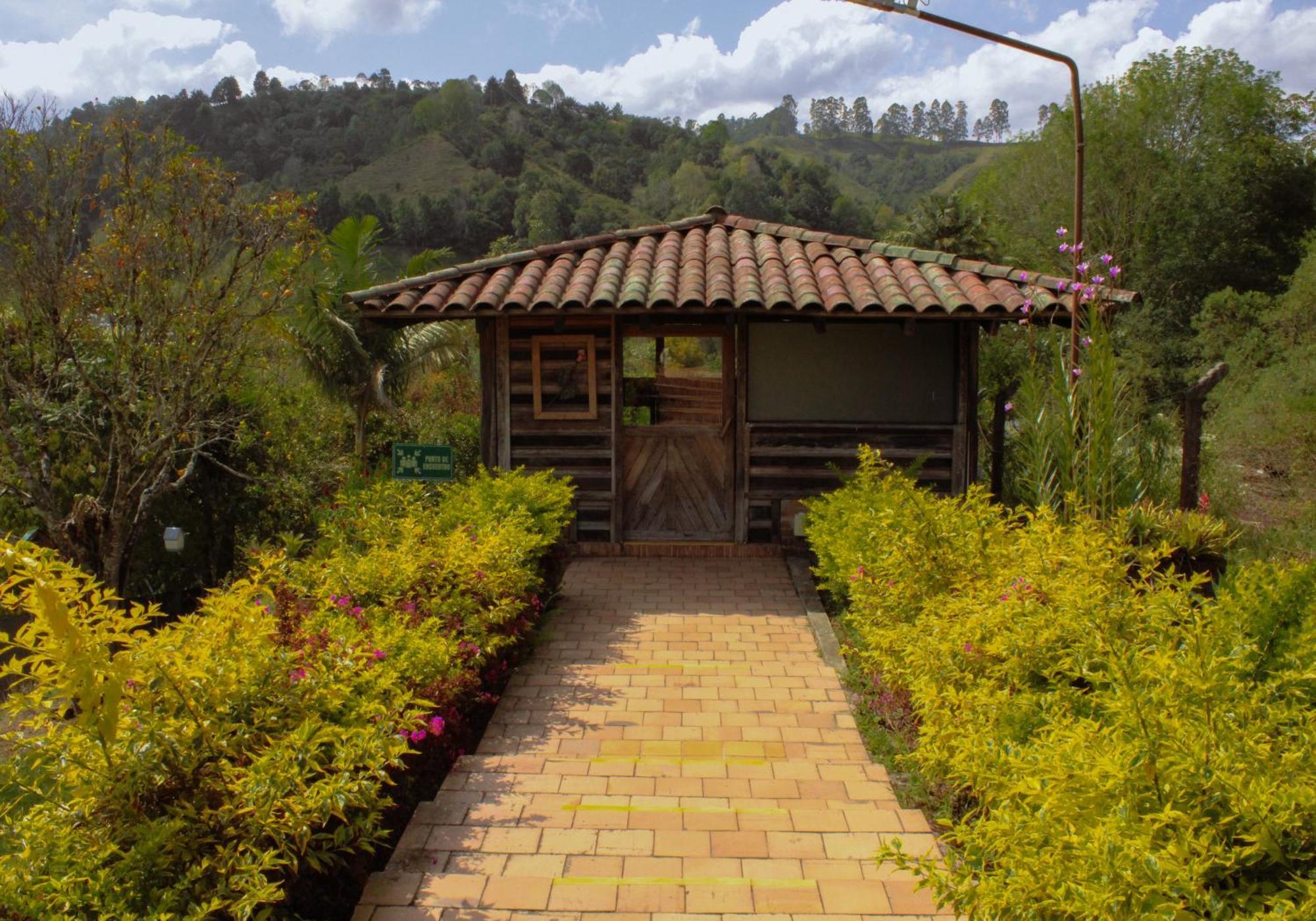 Rancho San Antonio Hotel ซาเลนโต ภายนอก รูปภาพ